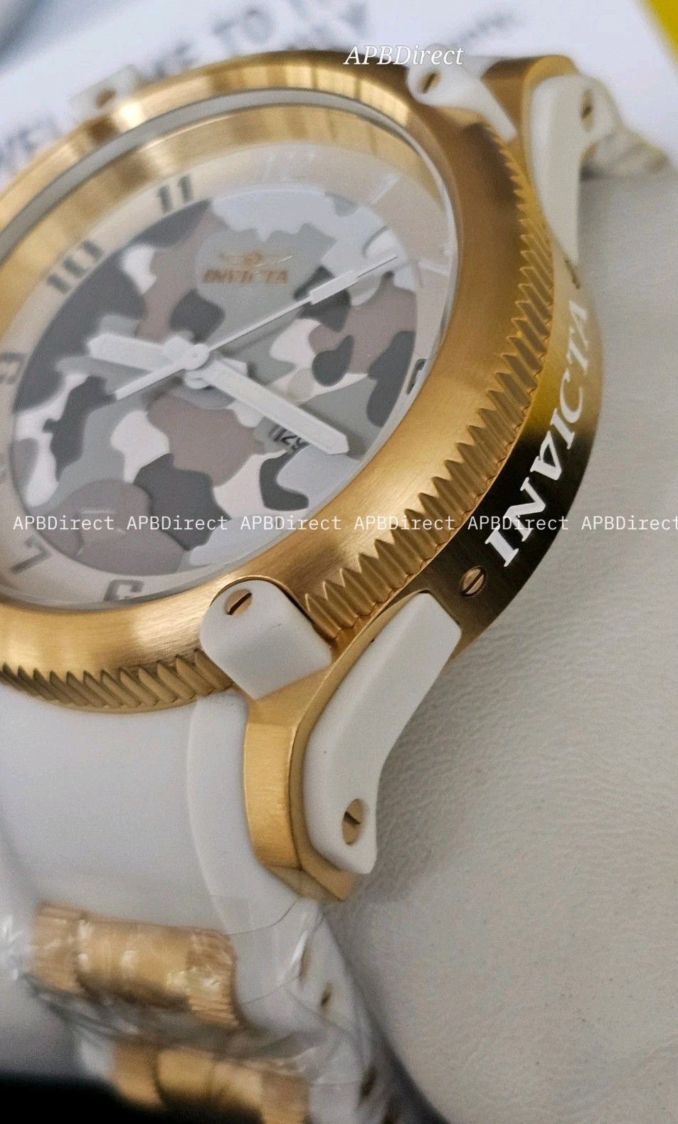 Invicta – ARCTIC WHITE CAMO Edition – Gold – Russian Diver – Quartz – mens watch
