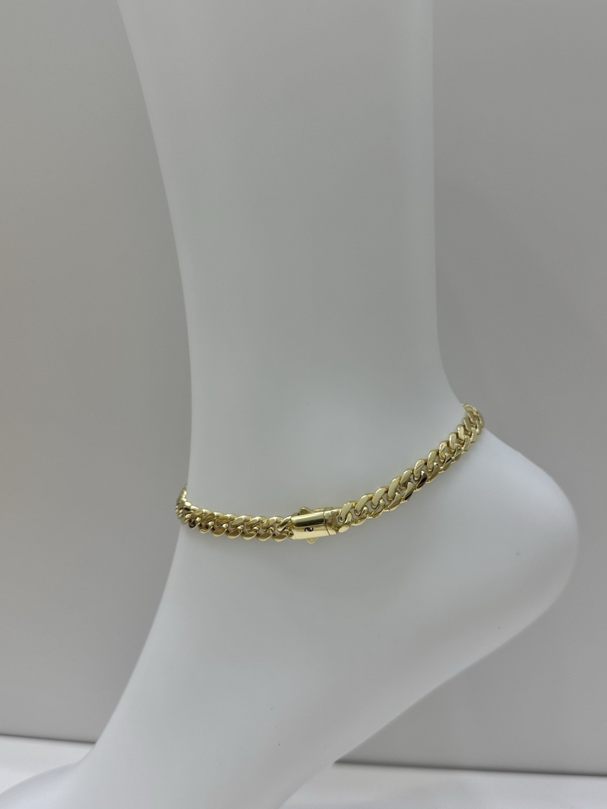 Cuban Link Chain Anklet with Box Closure high quality size 9.5in