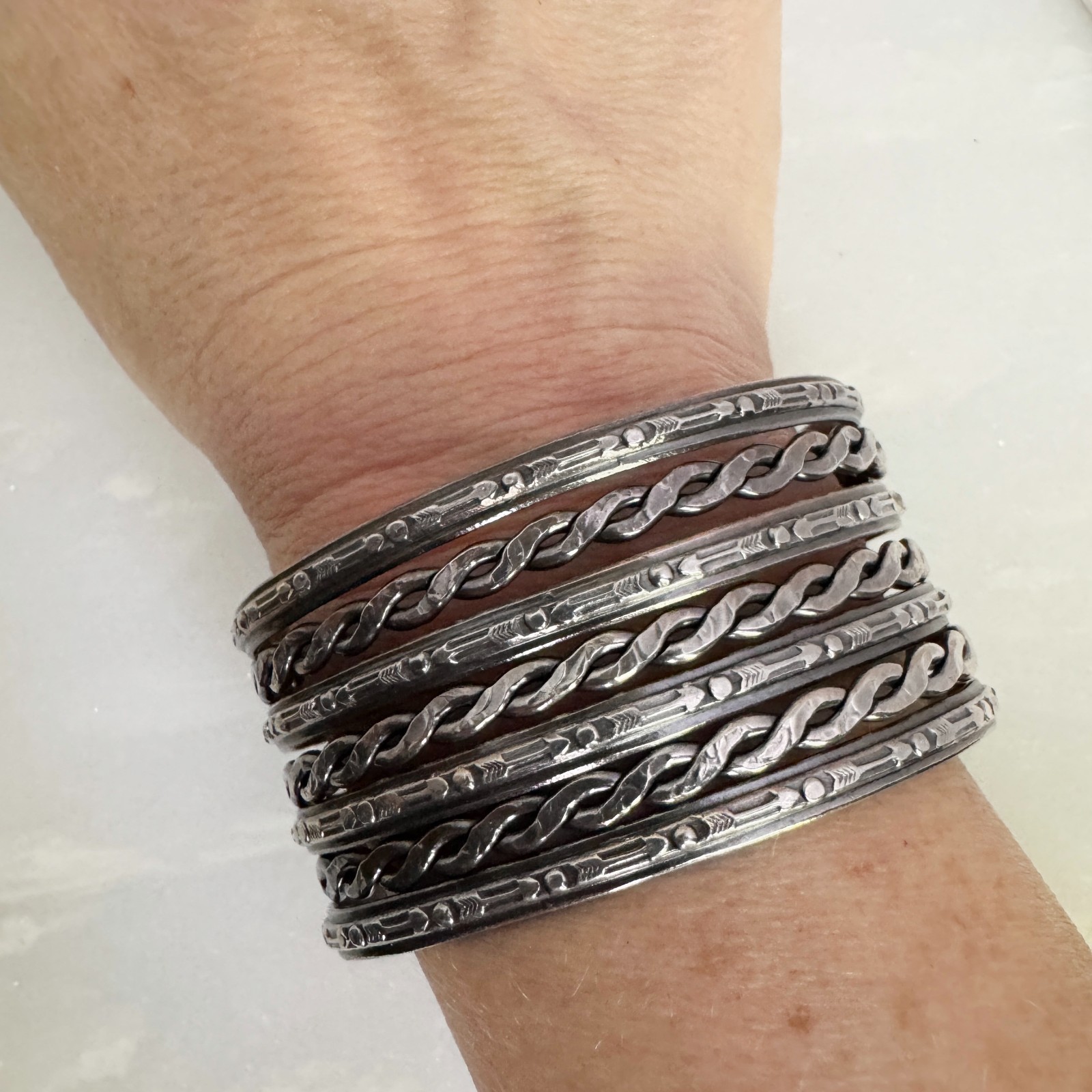Sterling Silver Fred Harvey Era Wide Cuff Bracelet w/ Arrow & Dot Design Sz 6.5