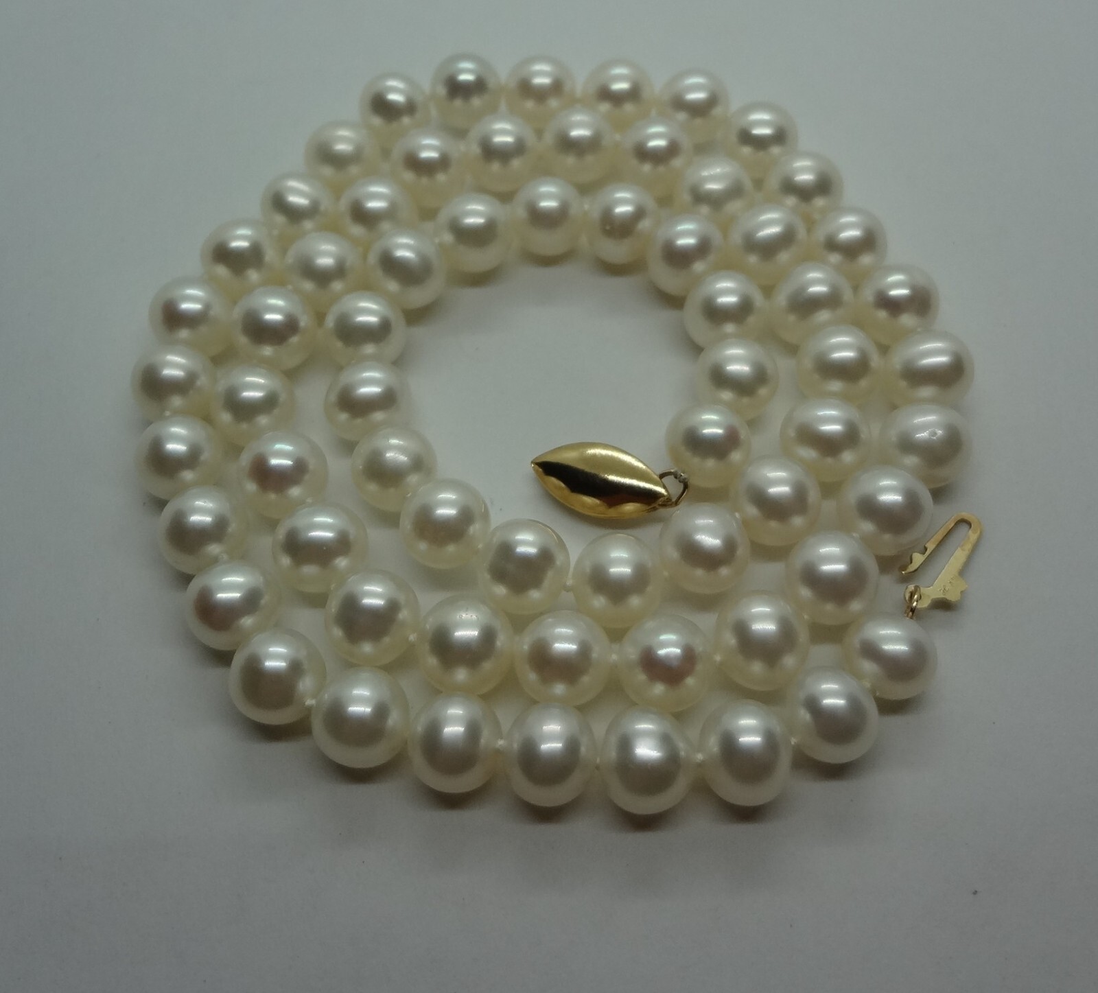 Vintage 14K Gold Cultured Pearl Strand Necklace 18” Round White Pearls 6.5-6.9mm