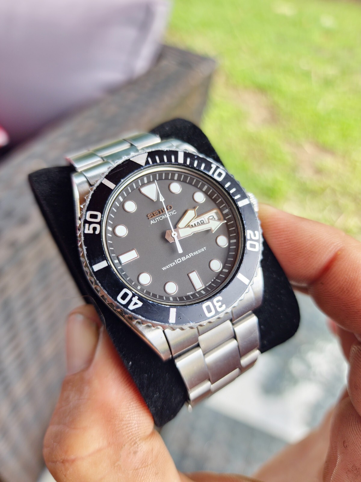 Seiko Men’s Black Watch – 7S26-0040