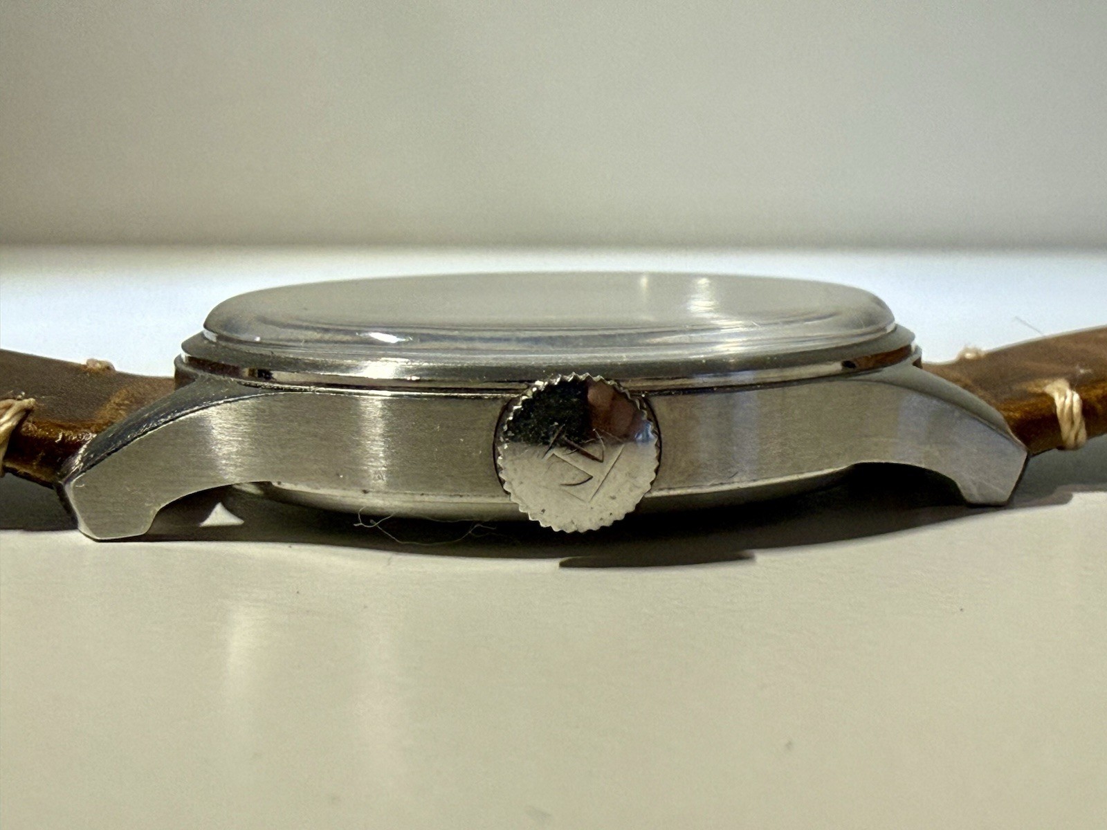 Tissot Heritage Z452 Automatic Watch wSoft Leather Strap (small crystal chipped)