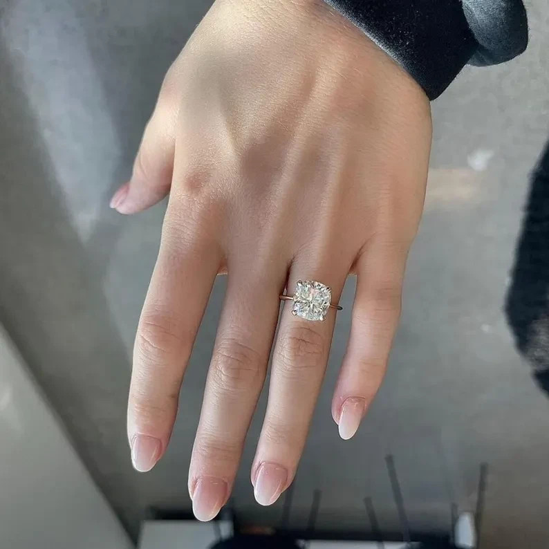 5.0Ct Cushion-Cut VS1 Lab Grown Diamond Solitaire Engagement Ring 14K White Gold