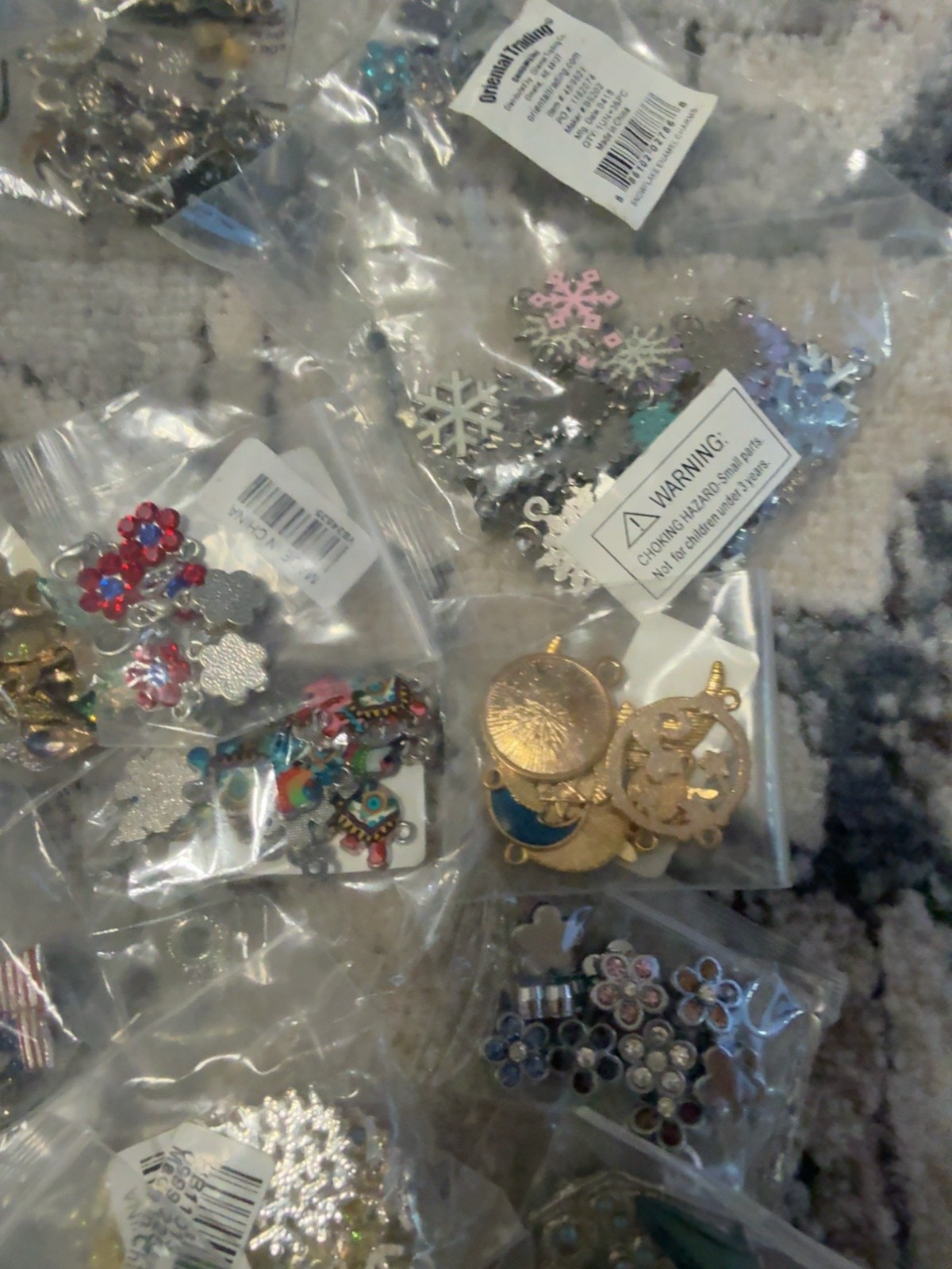 Huge Mixed Jewelry Making Findings Lot Gold Tone Chains Charms Connectors Rhines