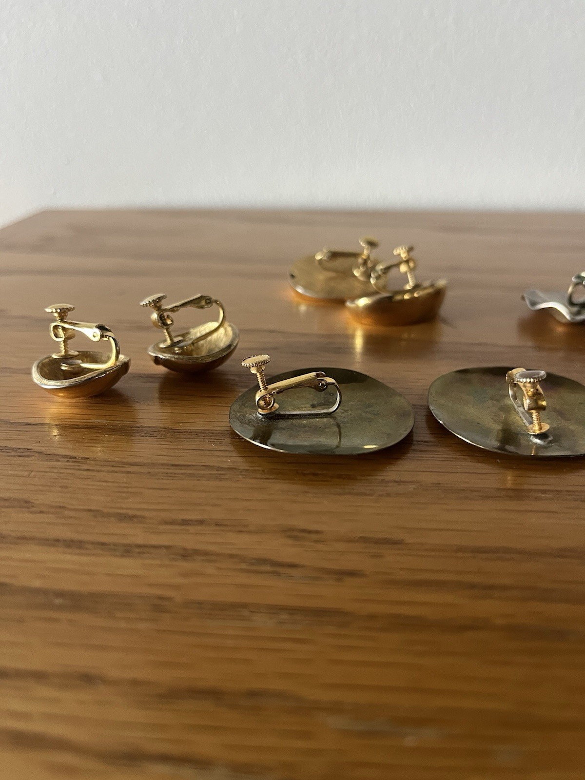 Vintage Lot Of 5 Clip On Screw Back Gold Tone Estate Find From Fancy Lady