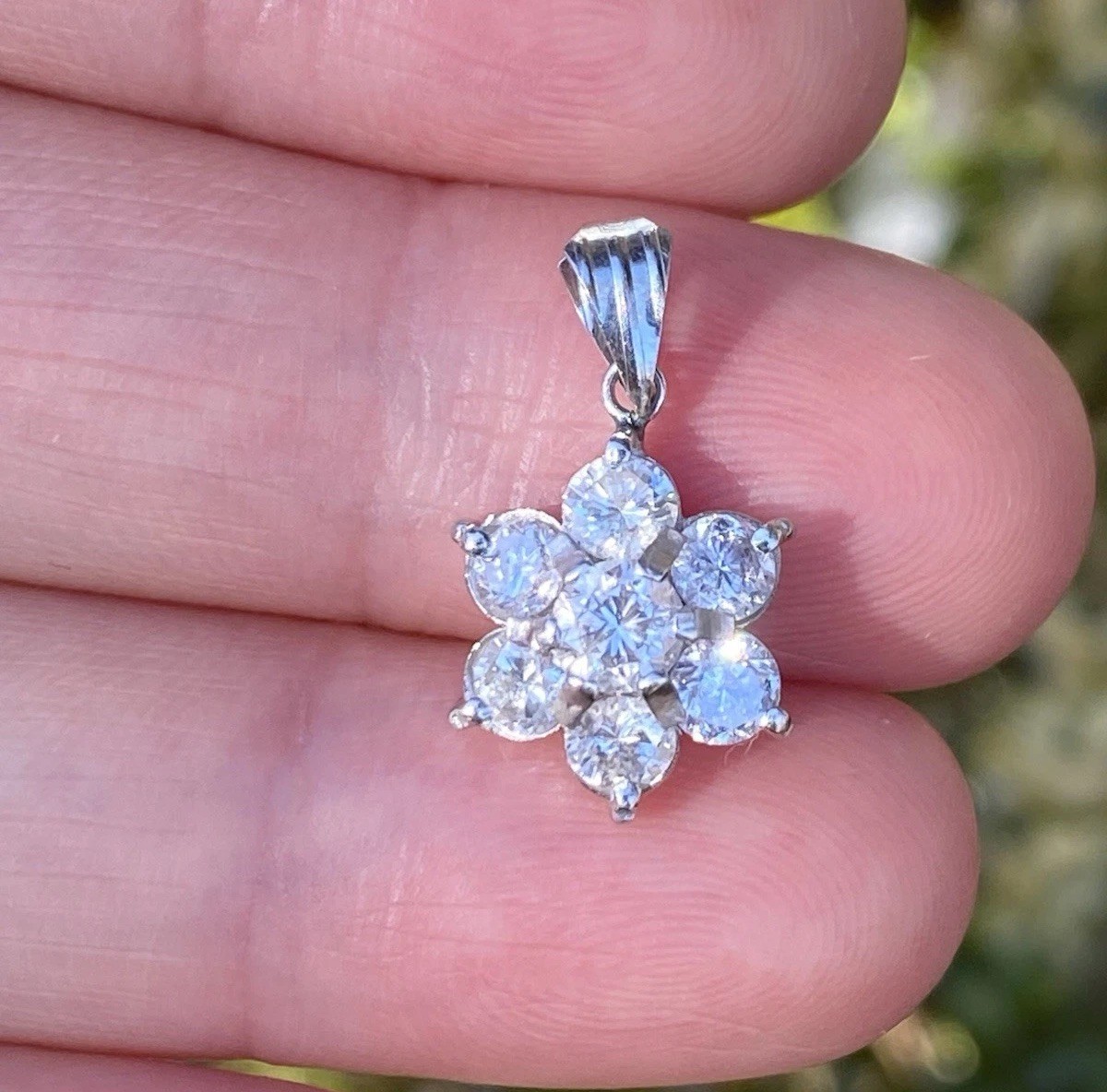 Platinum 1.00TCW 100% Natural Round Diamond Cluster Pendant