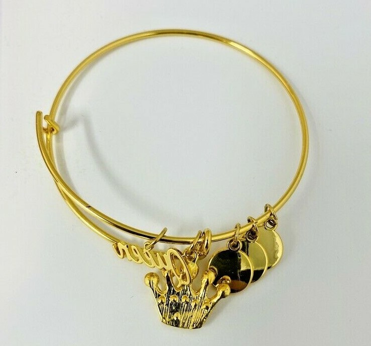Izzy & Liv Queen Gold Plated Adjustable Charm Bracelet, Brand New!