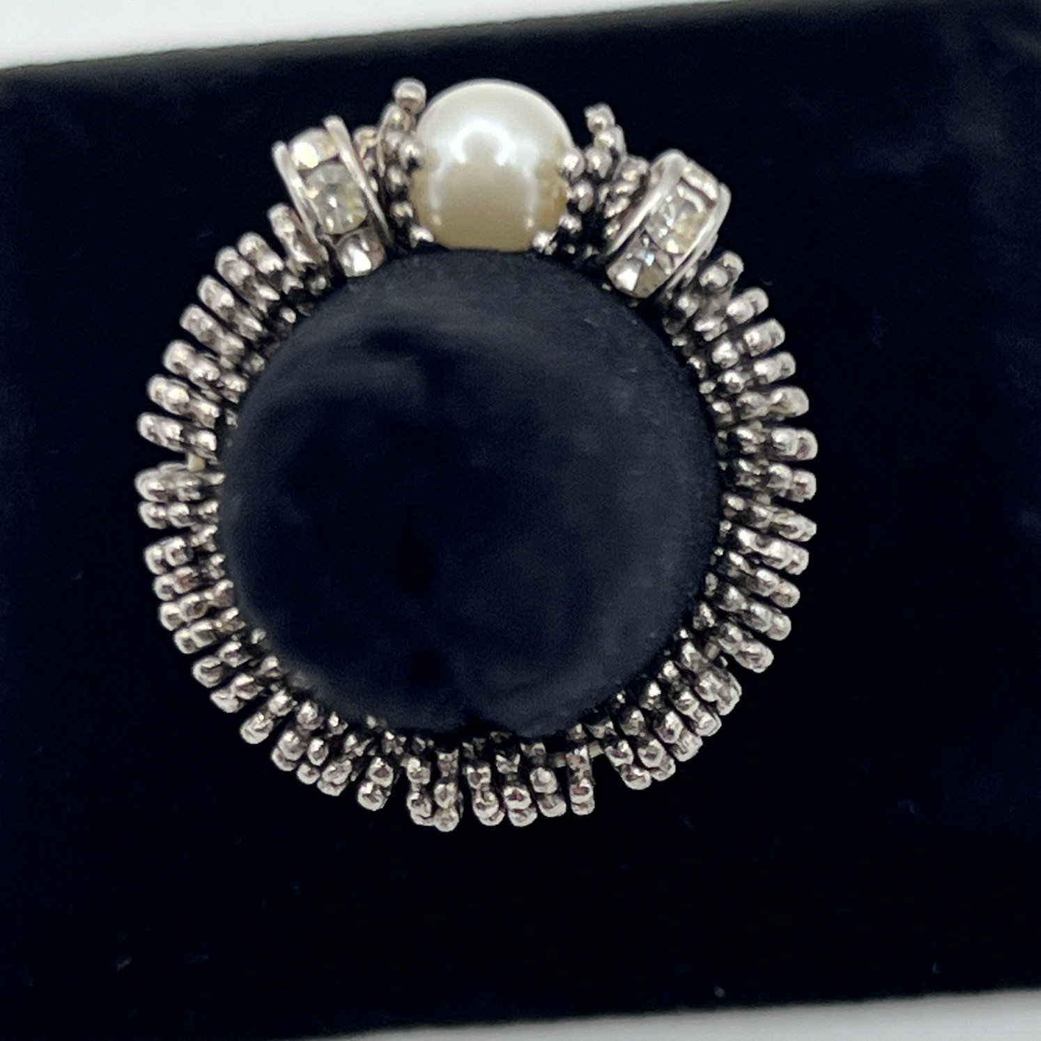 Cindy David Designs Stretch Ring Sz 5+ Silver Excellent Swarovski Pearl Bali