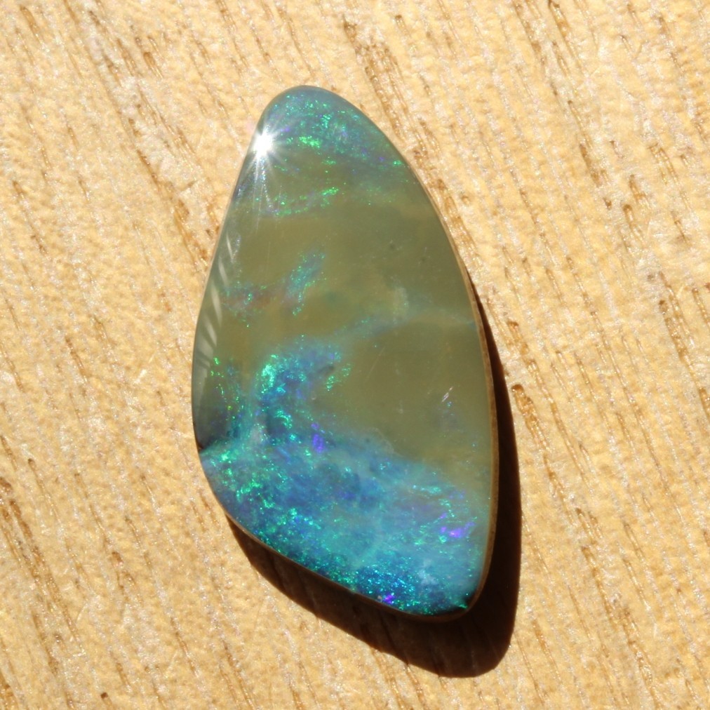 Boulder opal 9.00ct 24 x 12mm Australian opal natural solid unset stone Winton
