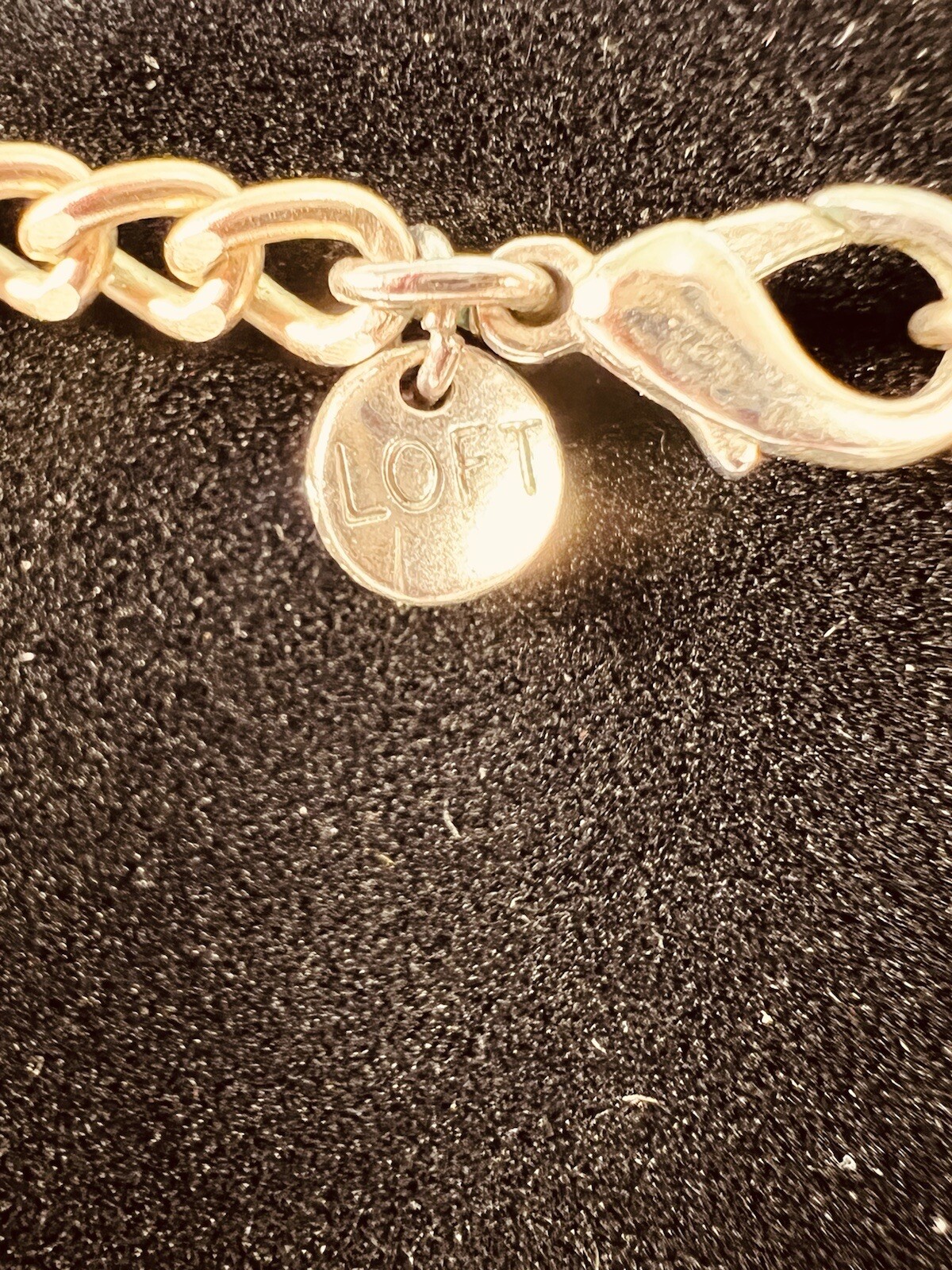 ANN TAYLOR LOFT Gold CHAIN 18” STATEMENT NECKLACE Coral GEM RHINESTONE 3” Extend