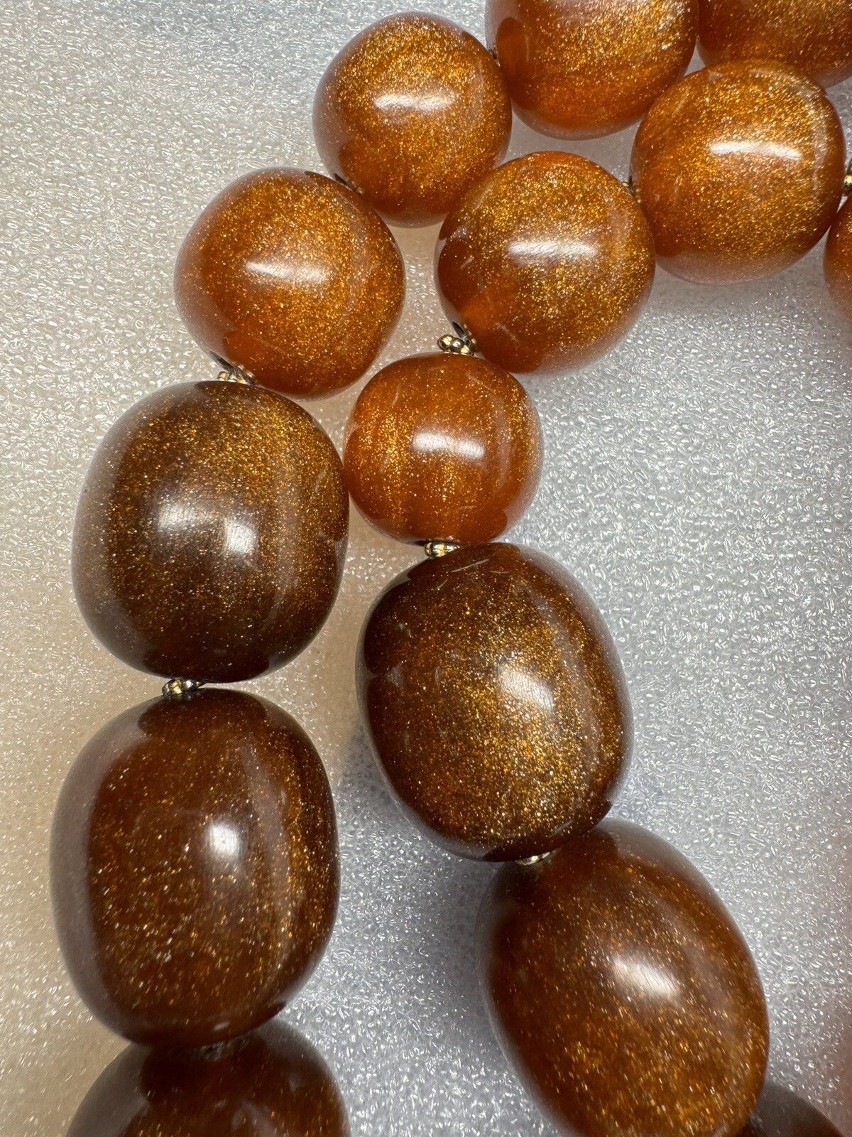 Rare Vintage Heavy Sparkling Coffee Brown Beaded Lucite Plastic Necklace G2U