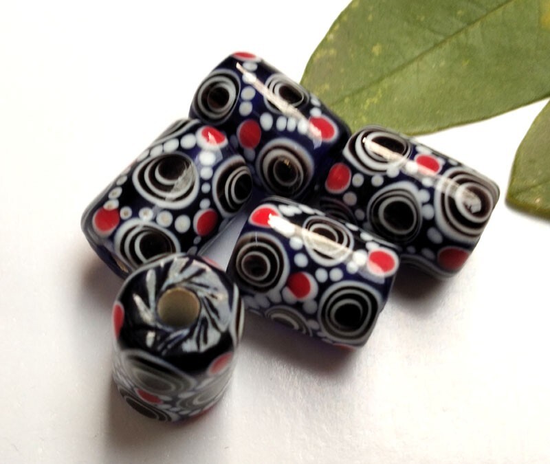 10pcs handmade Lampwork glass beads white circle red dot black cylinder 10*15mm