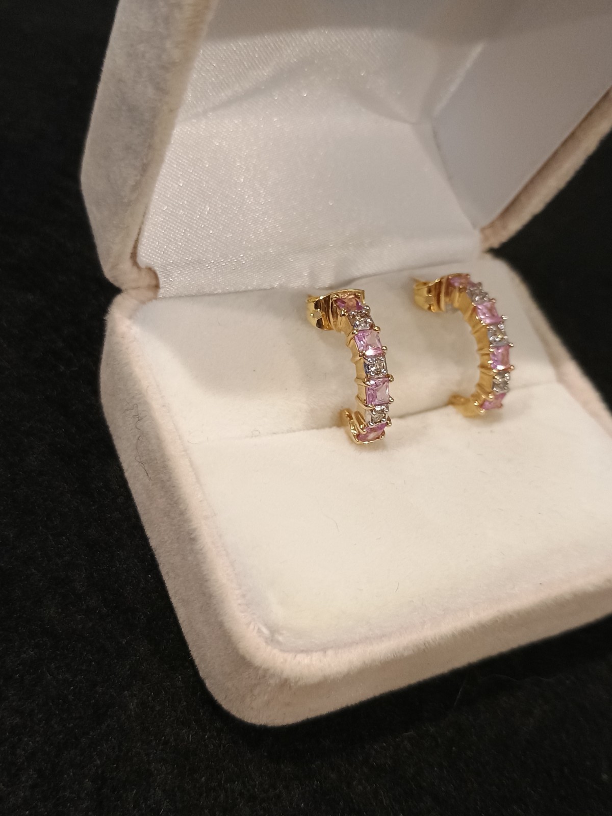 ALWAND VAHAN 10K YELLOW GOLD PINK SAPPHIRE DIAMOND J HOOK EARRINGS 2.4 GRAMS