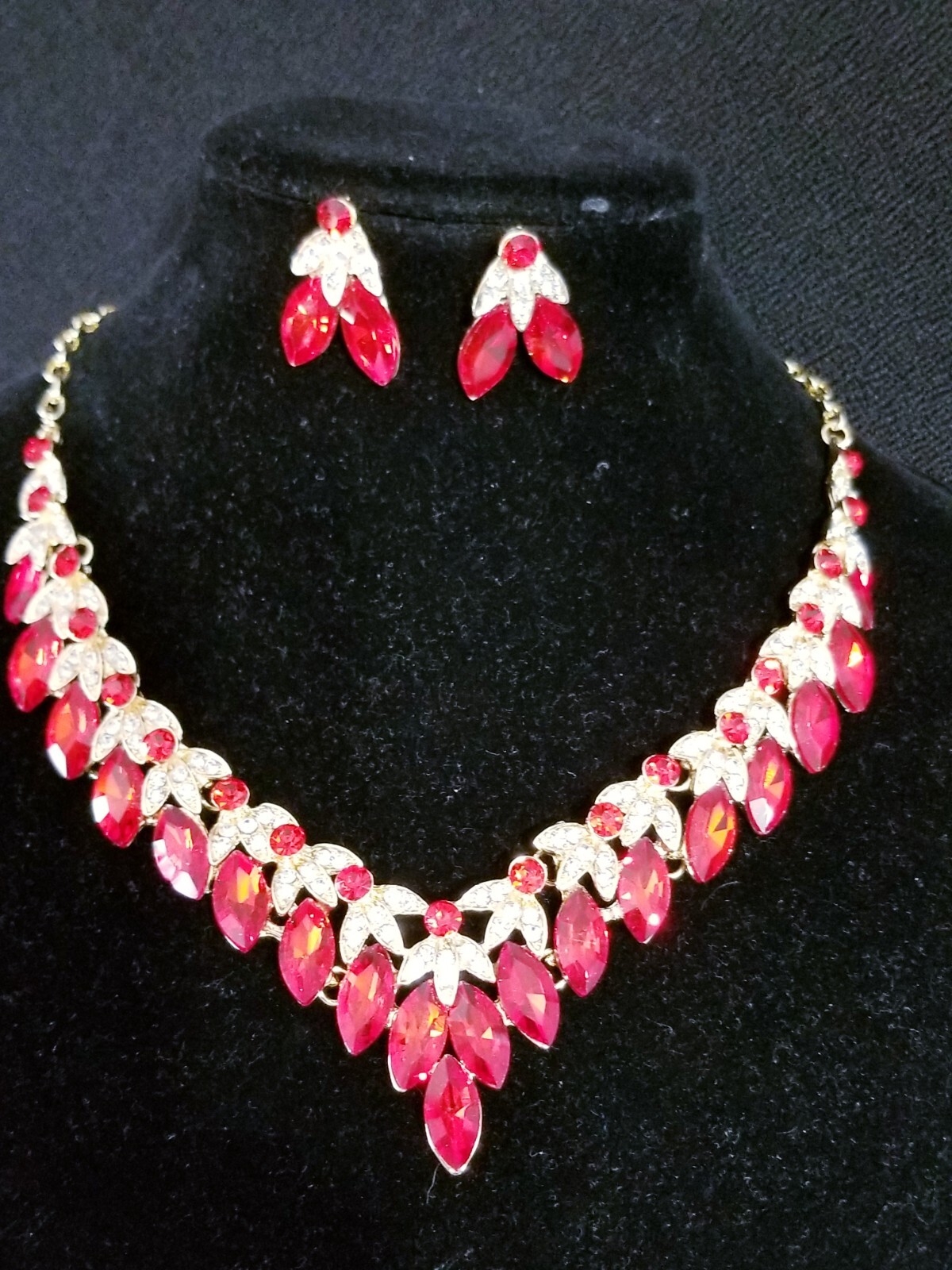 Red Crystal Choker Rhinestone Necklace Earring Set Bridal Prom Pageant
