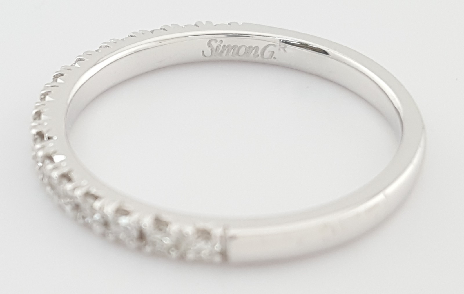 Simon G Round Diamond Wedding Band MR1811 18k White Gold 0.27 ct Rt $2,200