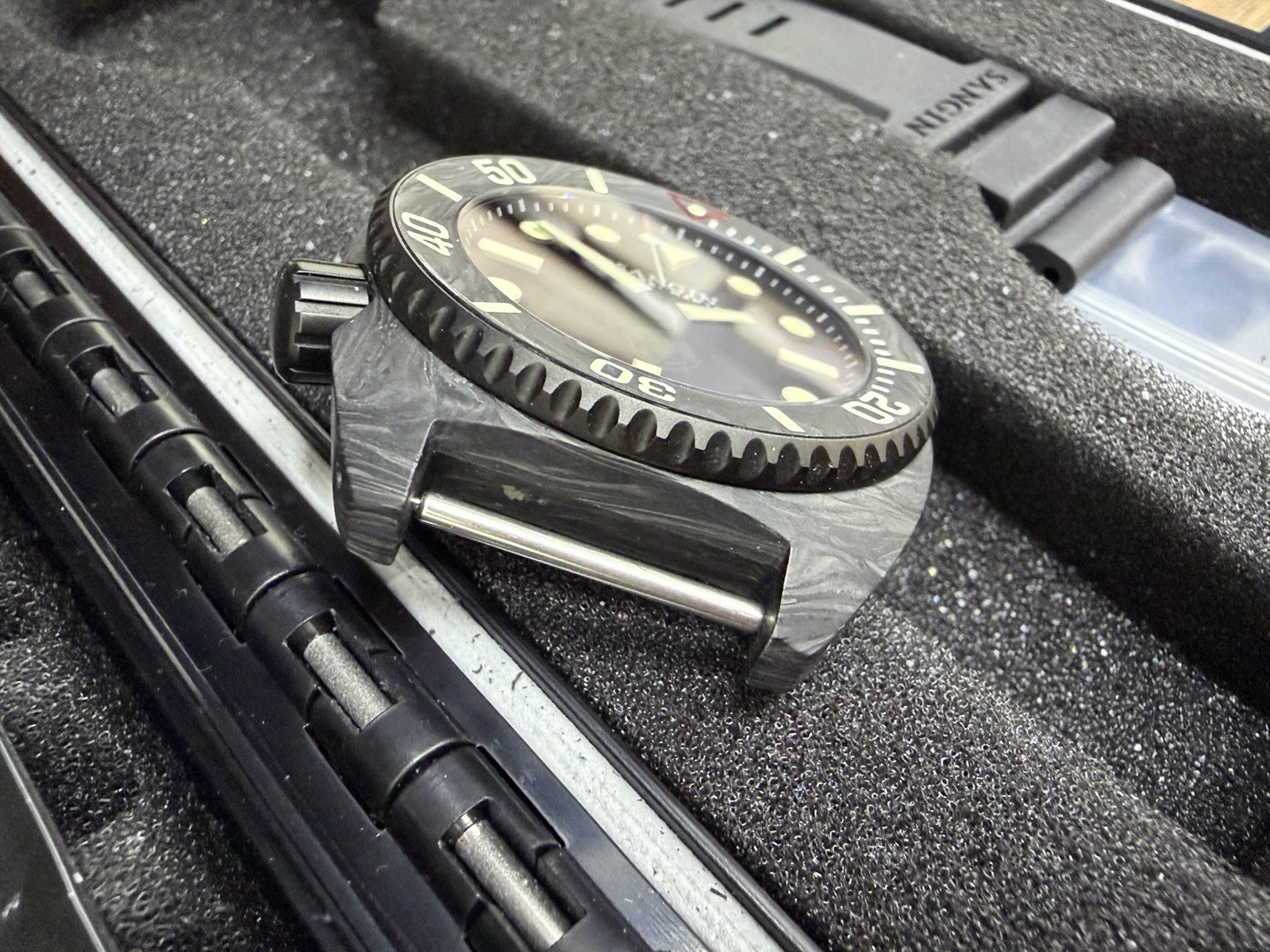 Sangin Instruments Titan x Spiritus Systems Watch Carbon Fiber MINT