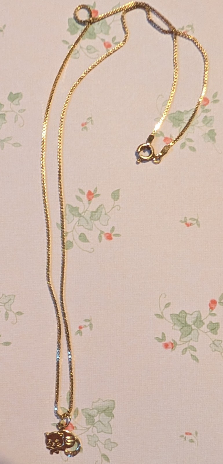 14k Yellow Gold Sleeping Cat Charm Necklace Pendant ~ 0.5g 19″ Chain