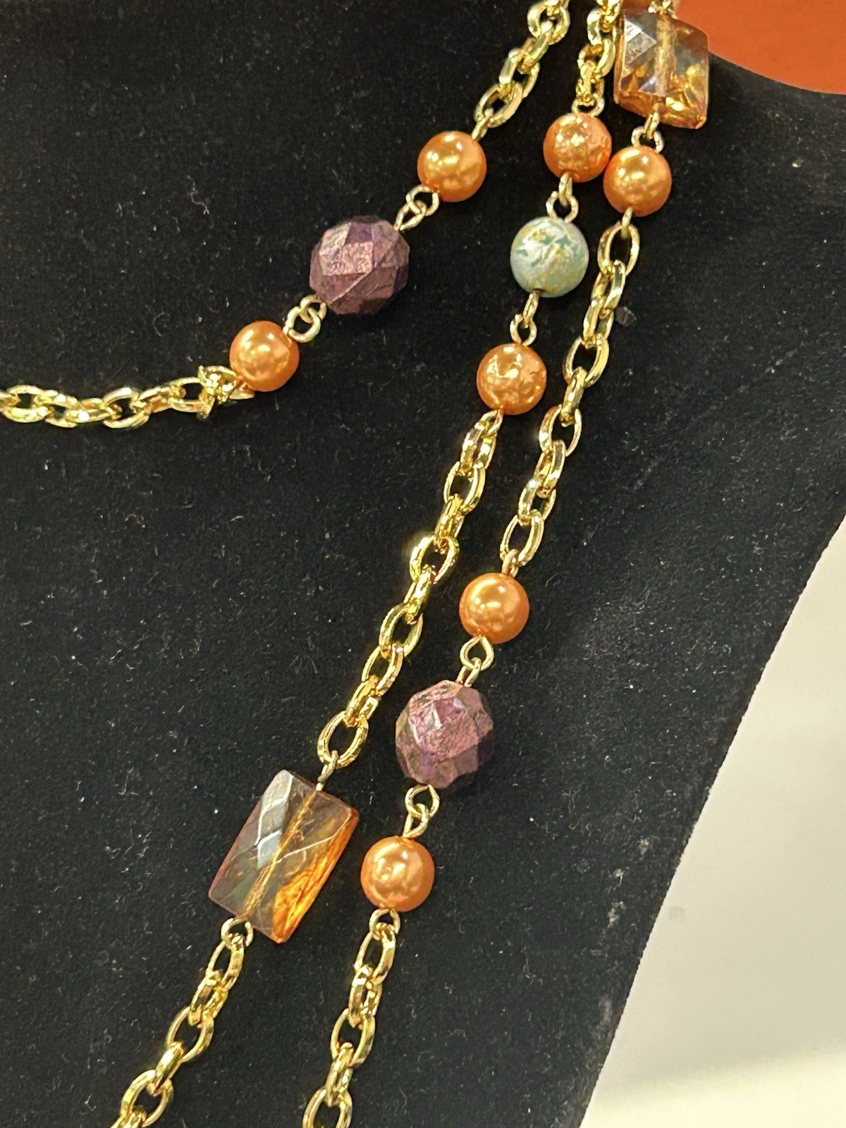 Beautiful vintage art glass layering necklace
