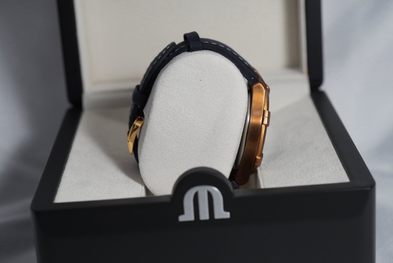 1/500 Maurice Lacroix AIKON Bronze Quartz 44mm Blue Dial Date 100m Box Papers