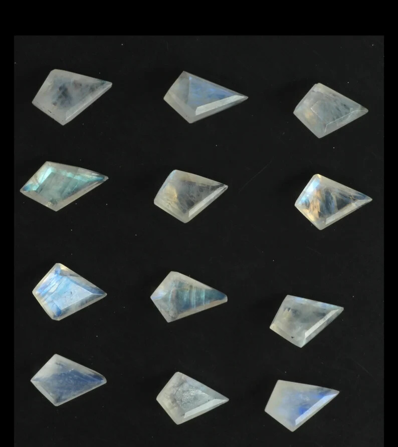 [WHOLESALE] NATURAL RAINBOW MOONSTONE FACETED KITE SHAPE LOOSE GEMSTONE