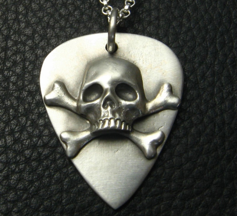 MJG STERLING SILVER SKULL & BONE GUITAR PICK PENDANT.SLASH. BIKER. GUITAR PLAYER