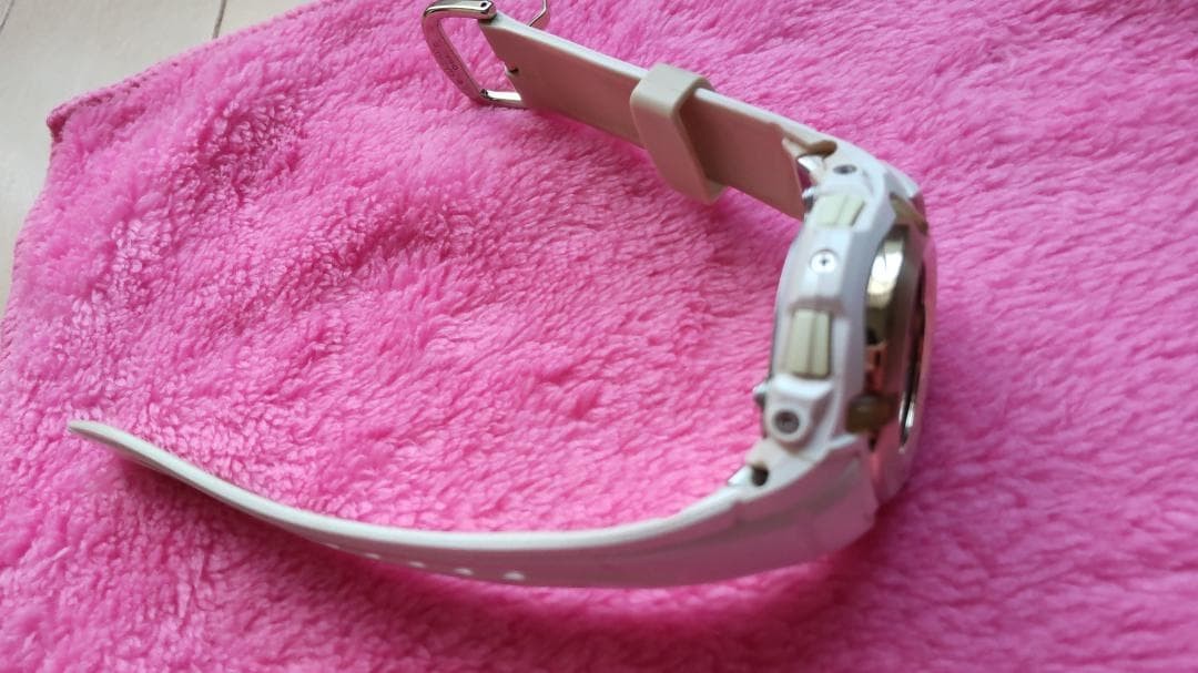 BABY-G ladies wristwatch limited model angel and devil white some scratches