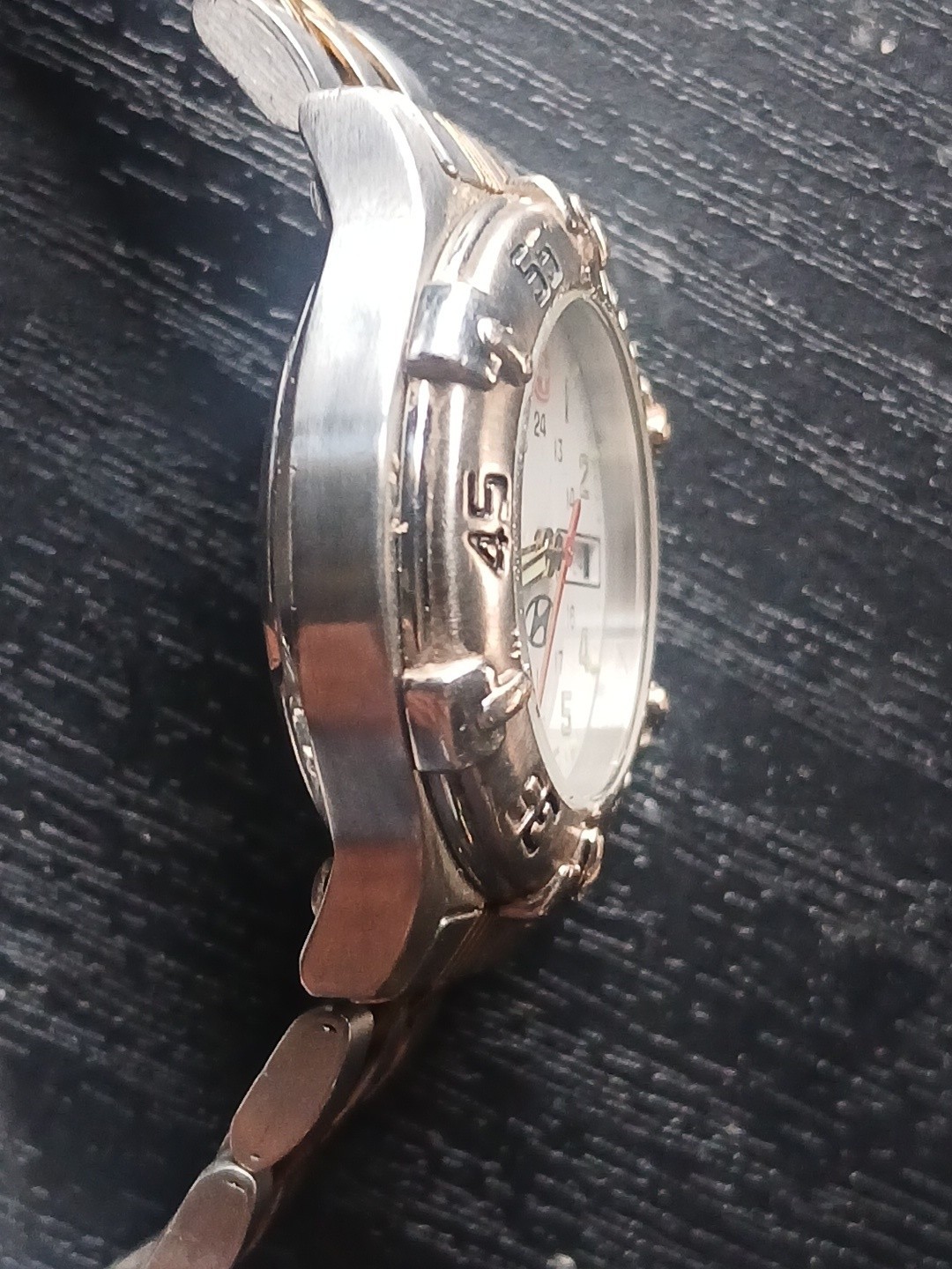 Wenger Swiss Army Swiss Military Two-tone Hyundai Women’s Watch New Battery
