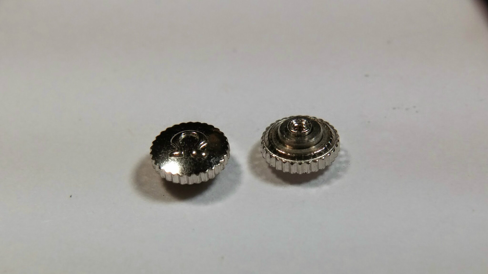 OMEGA (White) Dustproof Crown 4.7mm x Tap 10, beautiful!, watch part