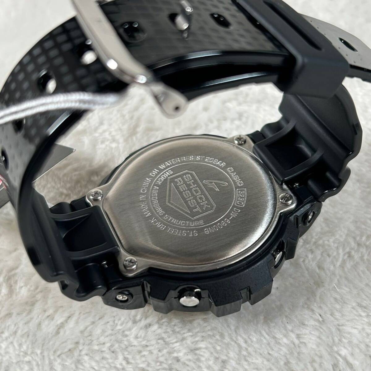 CASIO G-SHOCK Metallic Colors Digital Quartz Watch Black Silver DW-6900NB-1DR