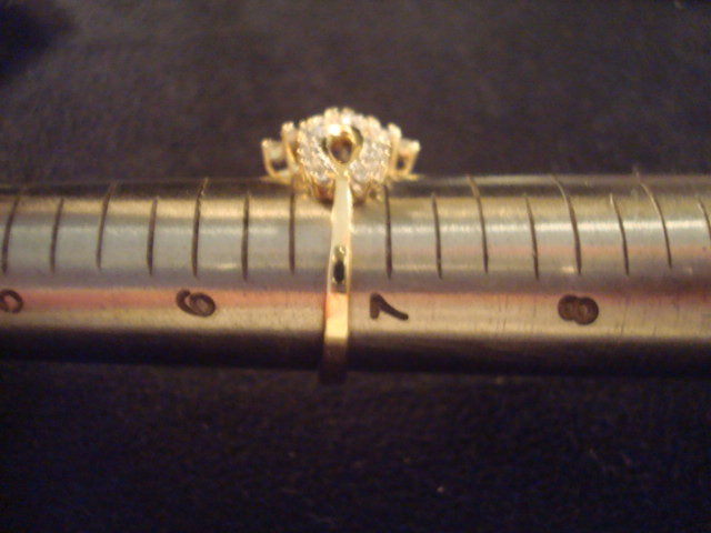 10K yg Diamond Cluster Ring – 3.6 Grams – Sz. 6.75 – .60cttw. Approximate (#S8VC