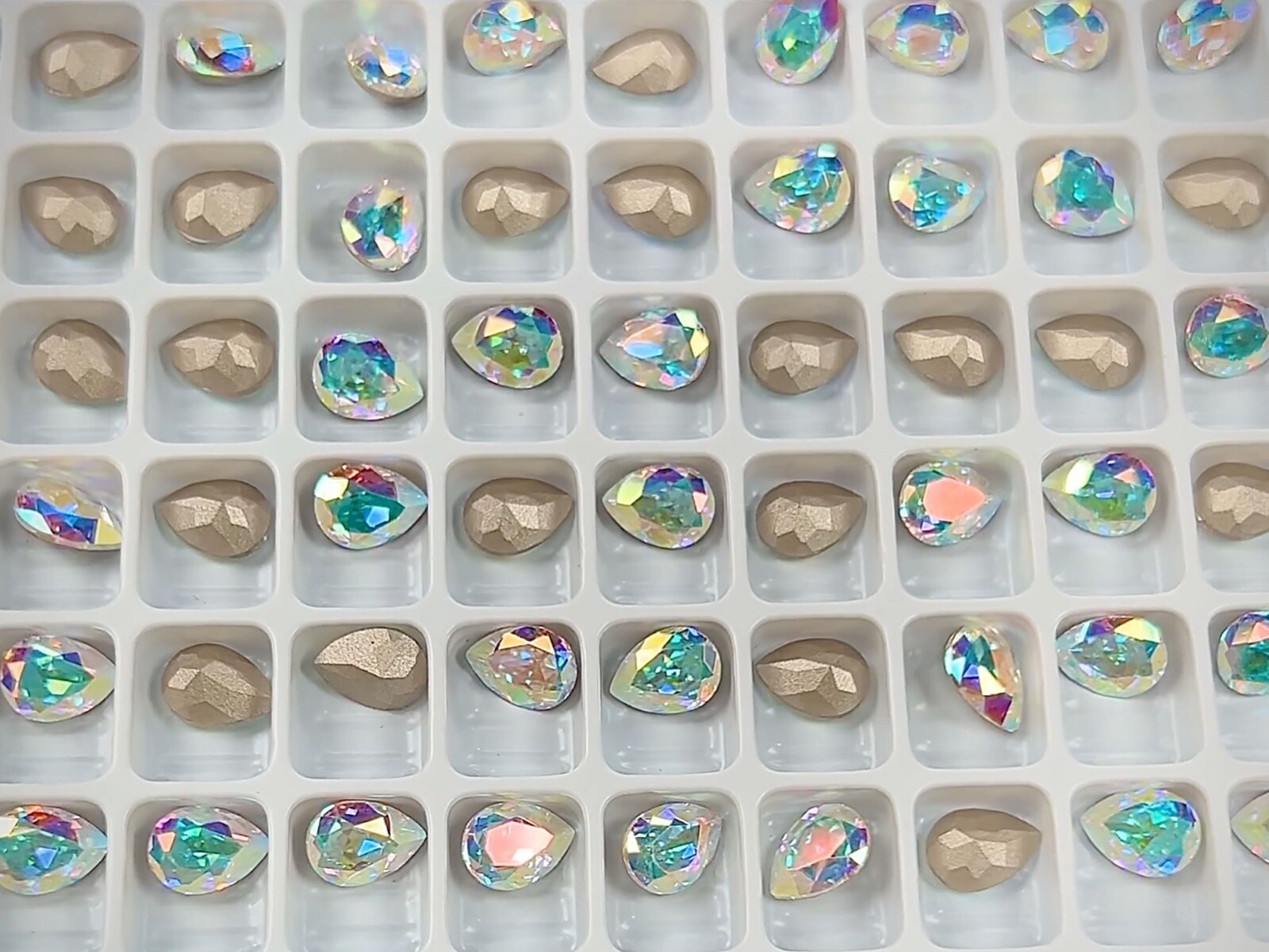 Crystal AB, Preciosa Czech MC Baroque Pearshape 8x6mm, 12 pc, Silver Foil, P912
