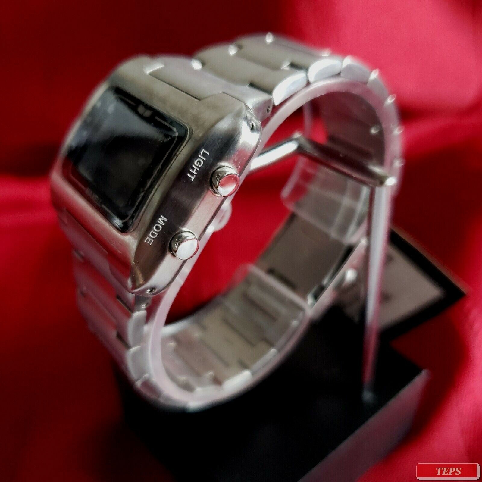 Vestal “Maxell jr.” (Stainless Steel) 50M Digital China Movement w/ Date & Light