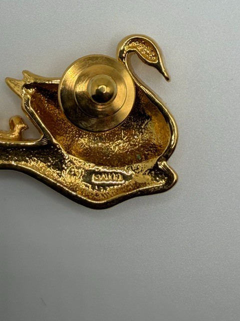Vintage Signed Avon Gold Tone Swan with Rhinestone Pin/Brooch