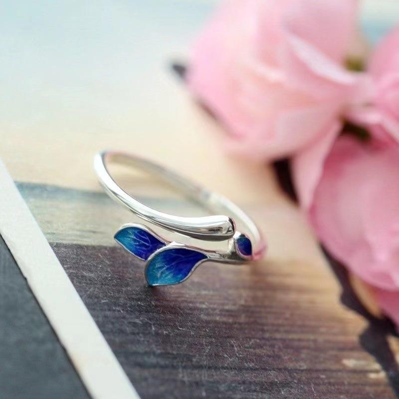 Green Enamel Leaf Adjustable Ring for Women Open Band Elegant Nature Jewelry