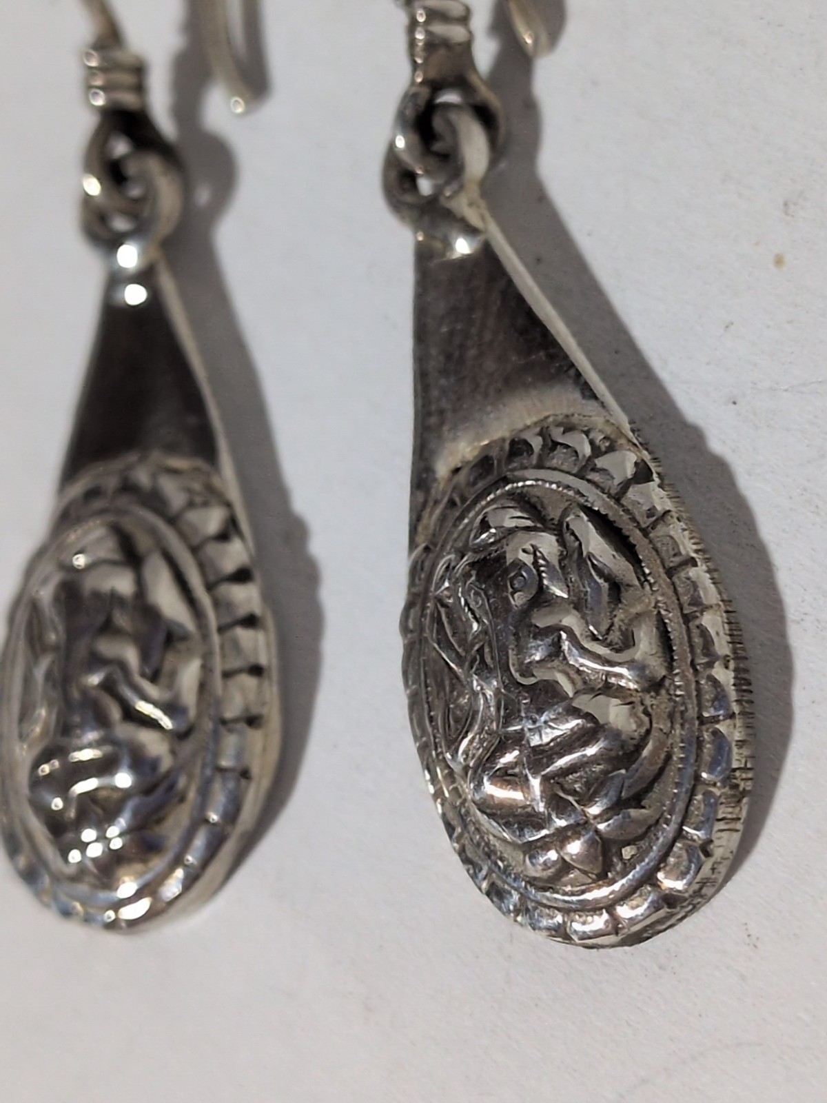VINTAGE STERLING SILVER 1 INCH GANESH HINDU GODDESS DANGLE EARRINGS 6.7 GRAM 925