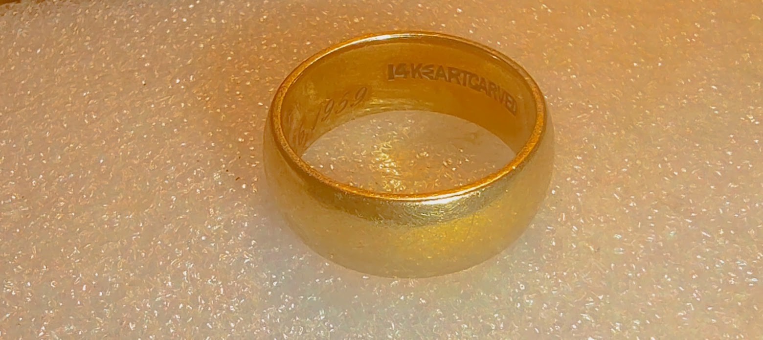 Wide Plain Classic Wedding Band Ring 14K Yellow Gold, Size 6 3/4–8 mm Wide (97)