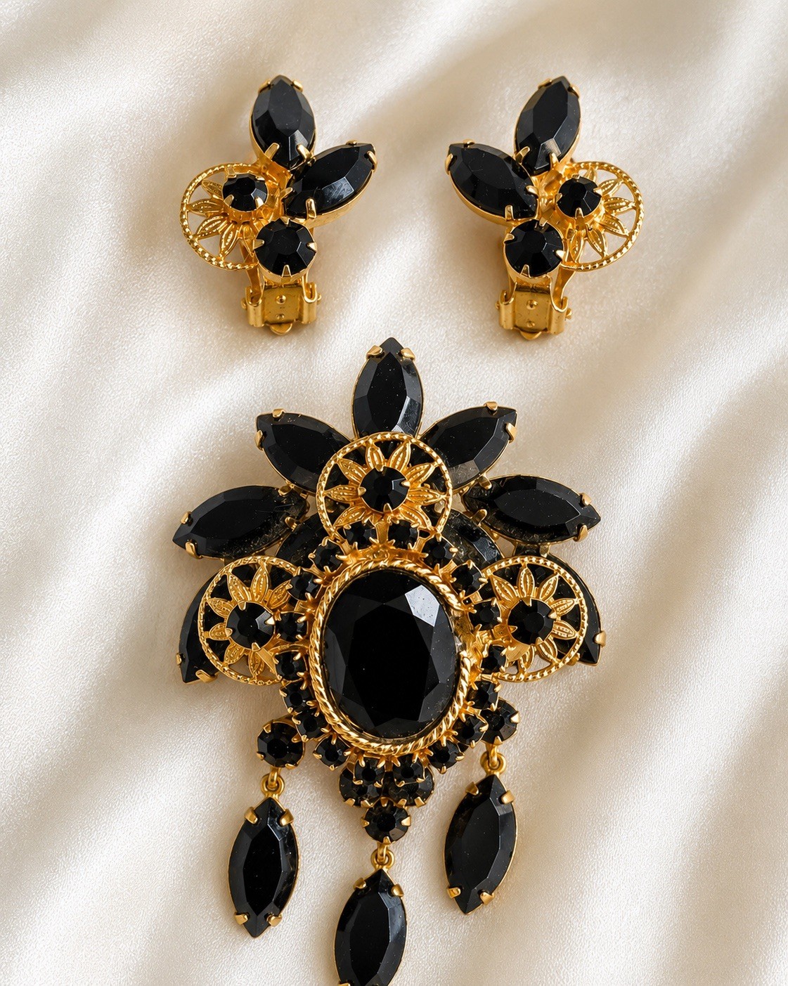 Vintage Black Rhinestone Brooch & Clip-On Earrings Set Gold Tone Statement Jewel