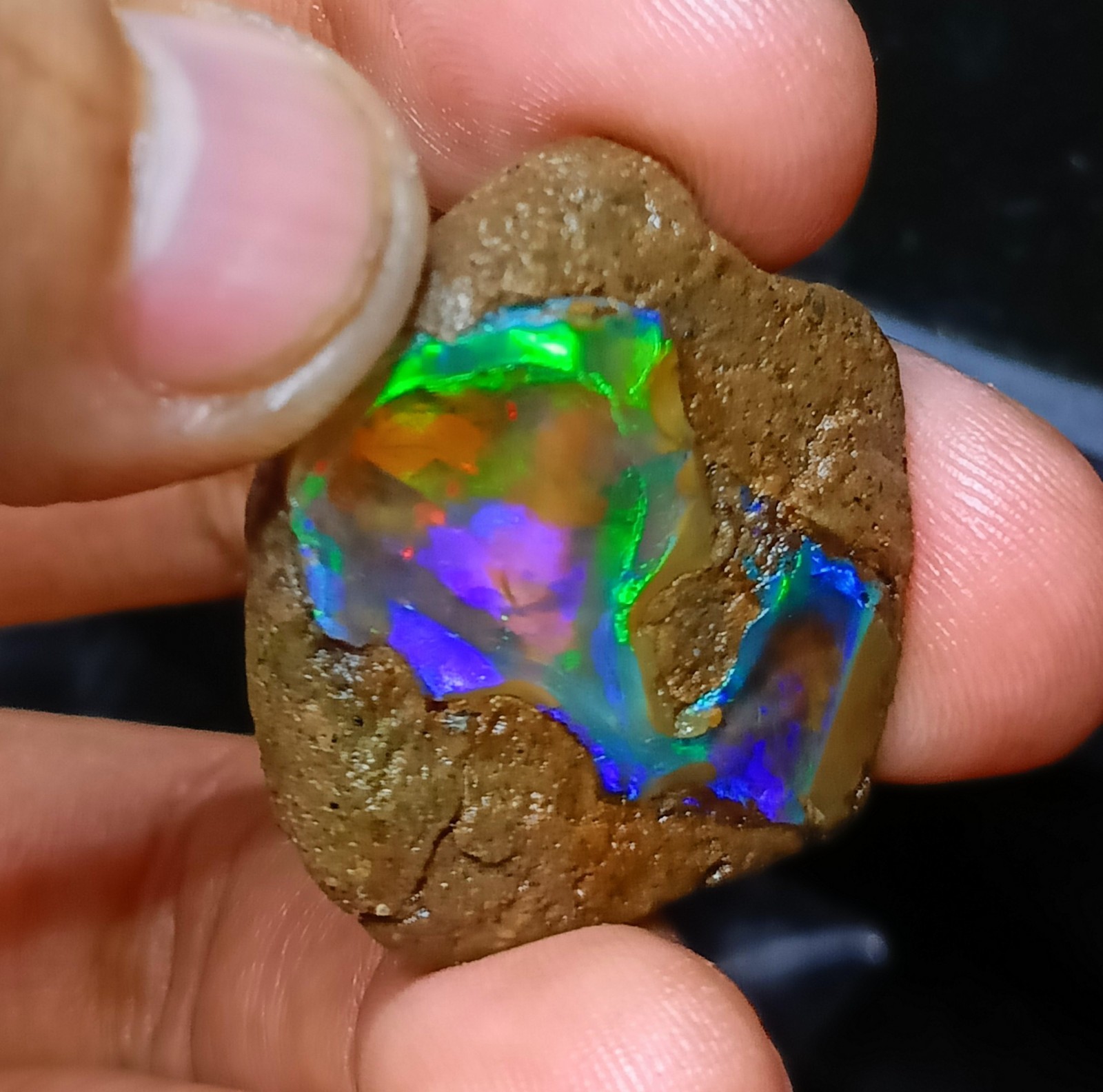 43 Carat, Natural Ethiopian Opal Raw Rough, Multi Flash Gemstone.