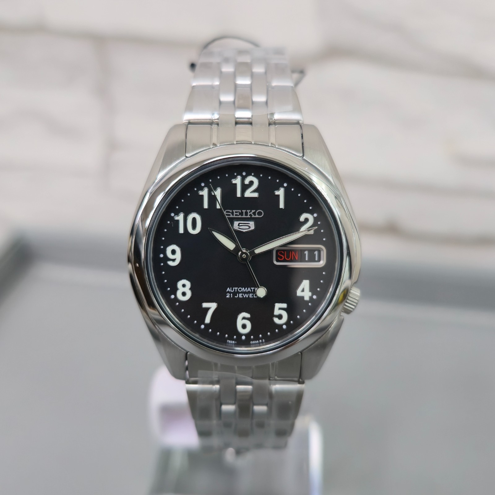 Seiko 5 SNK381K1 21 Jewels Black Dial 37mm Stainless Steel New Men’s Watch