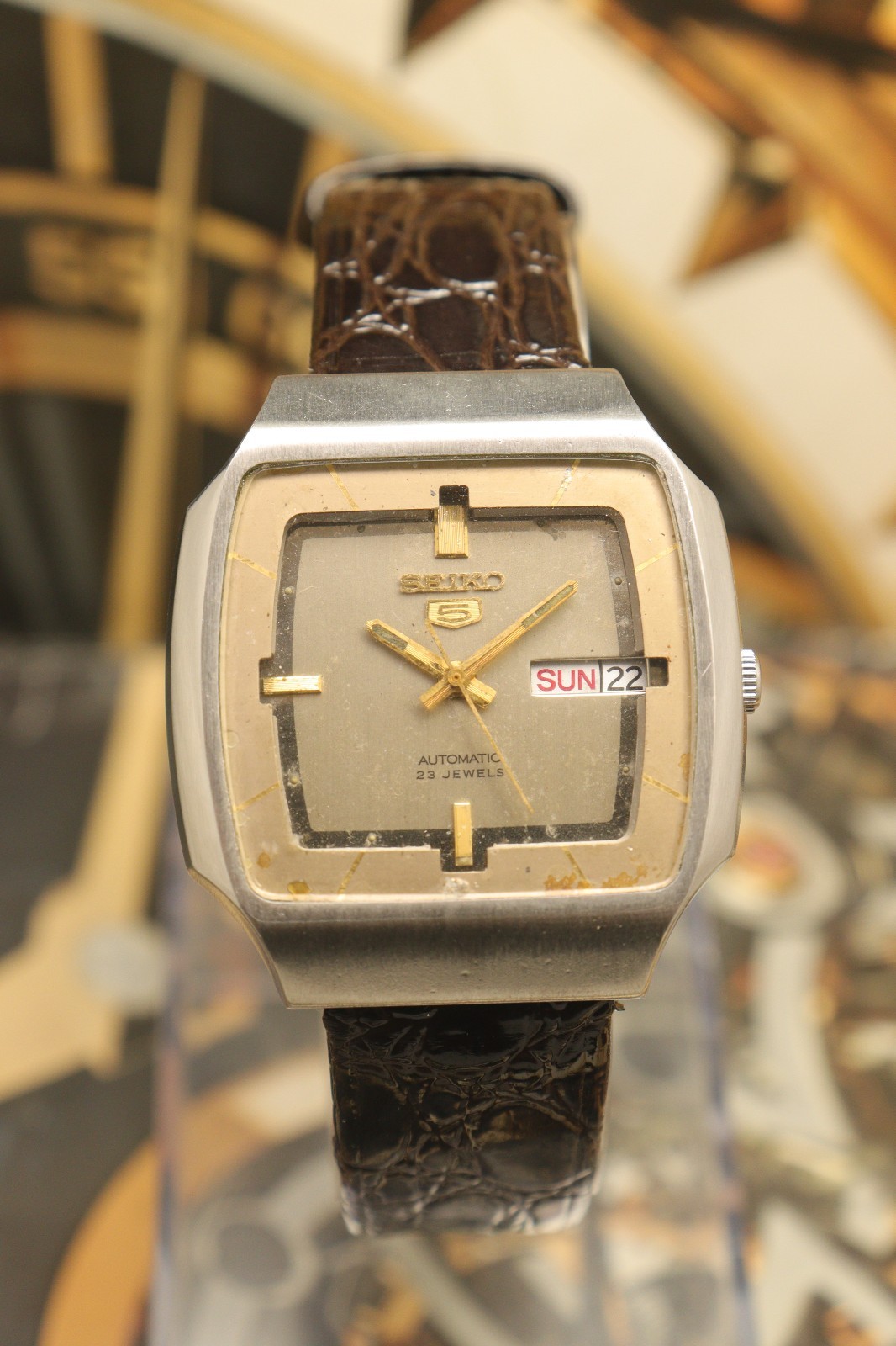 Vintage Seiko 5 Automatic Original Dial Wrist Watch For Mens Japan Movement 6349