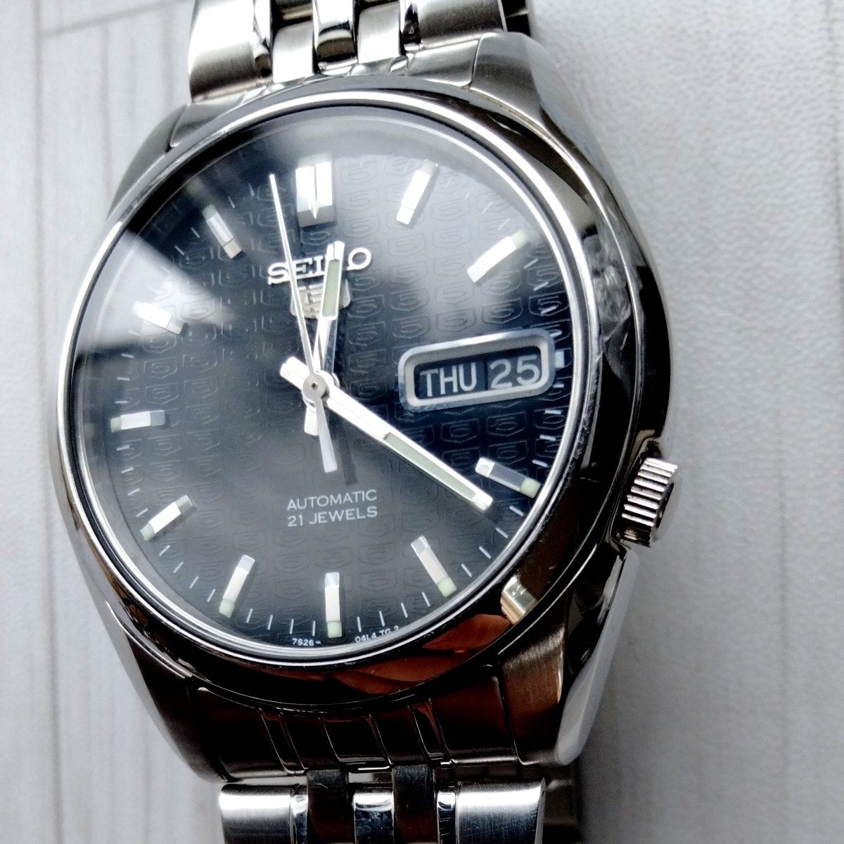 Seiko 5 SNK361K1 7S26 Automatic 21 Jewels Navy Monogram Dial See-Through Back Da