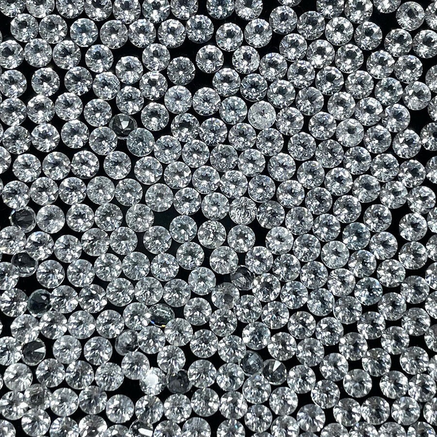 VVS 500 Pcs Natural White Topaz 1mm Round Diamond Cut Calibrated Gemstones Lot