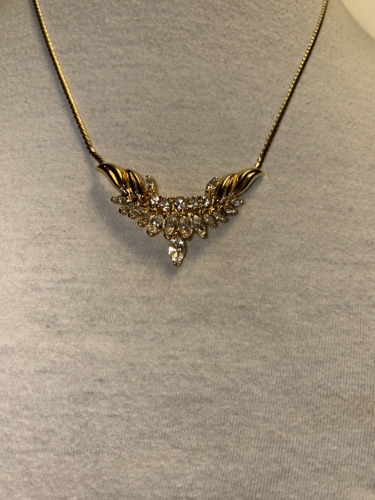 Vintage Crown Trifari Alfred Phillippe Gold Toned Rhinestone Coronet Necklace