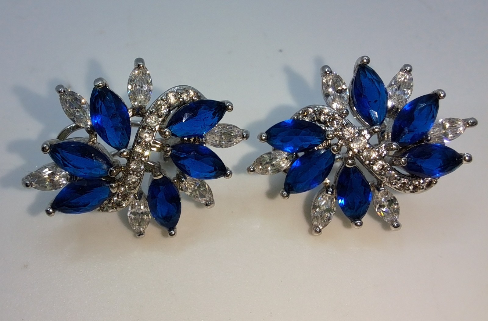 Womens Flower Blue Clear Stone Stud Pierced Earrings Silver Tone