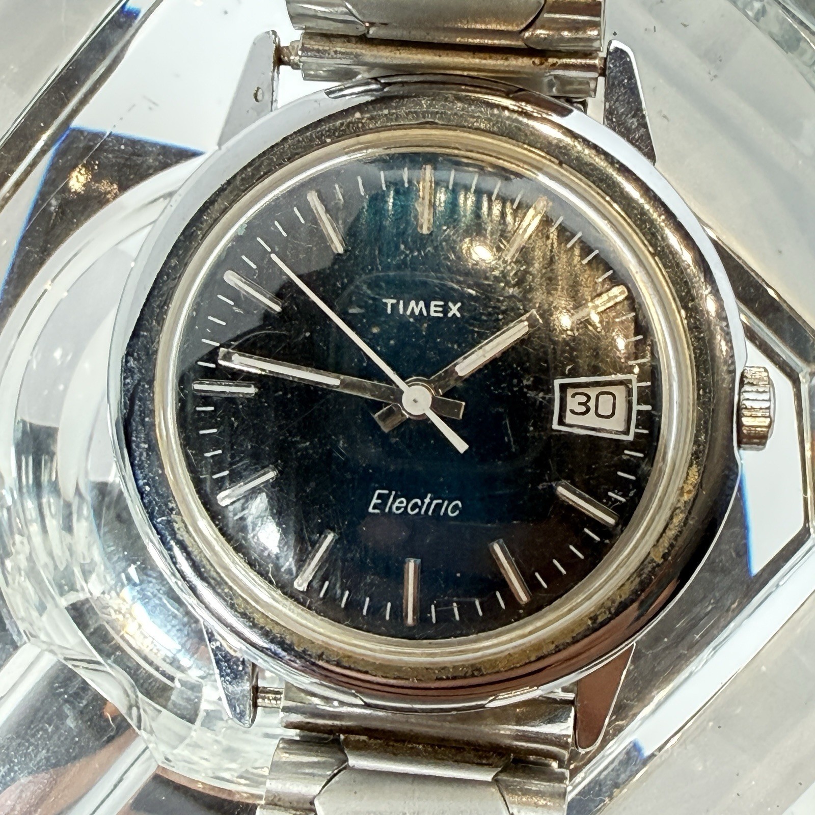 Vintage Timex Electric Blue Dial Day Silver tone 70s Mechanical Watch Runs