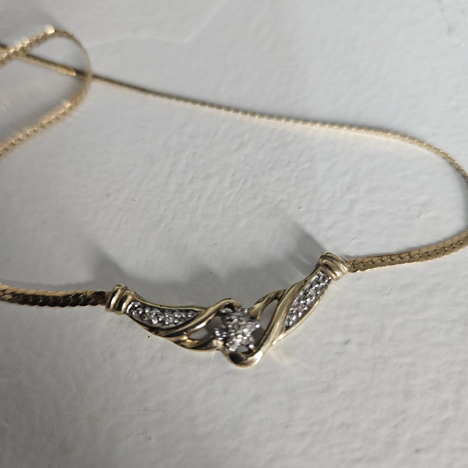 10k Solid Yellow Gold Diamond Accents 17 Total Inches Sets At 16″ Flat Curb
