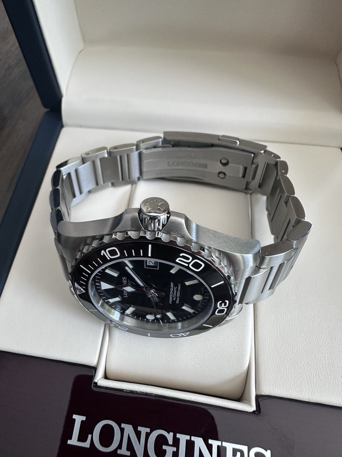 2026 Longines HydroConquest Automatic 39mm Black Dial/Bezel Date Box & Papers