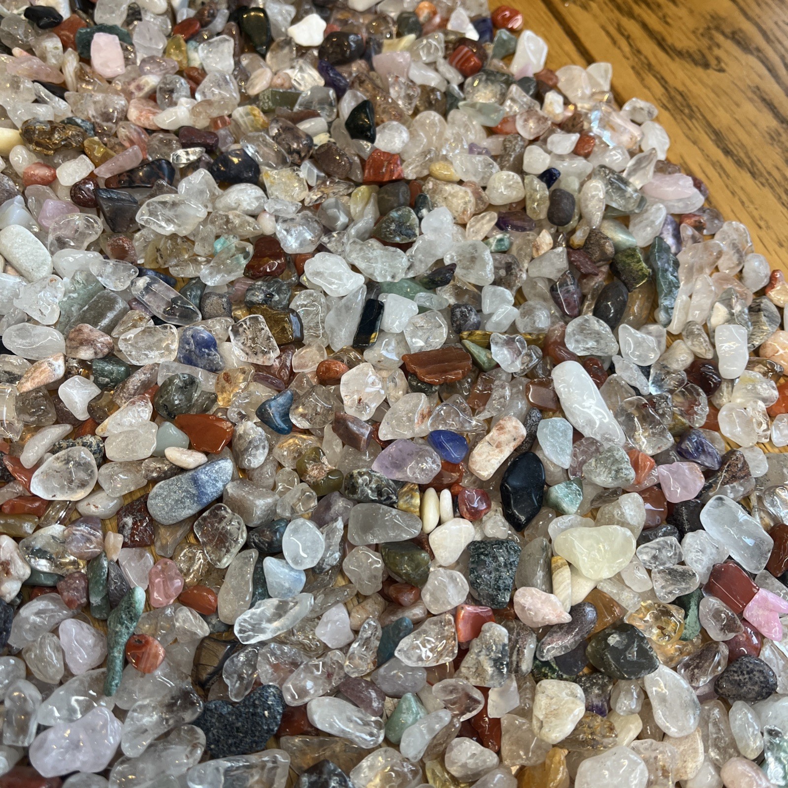 Small Mixed Crystals Mini Gemstones,Chips Ideal For Crafting 1.4 kg