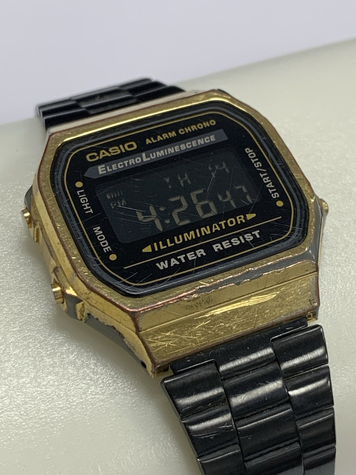 Vintage Casio A168WE Black Gold Tn Digital Watch Illuminator Alarm Chrono Works