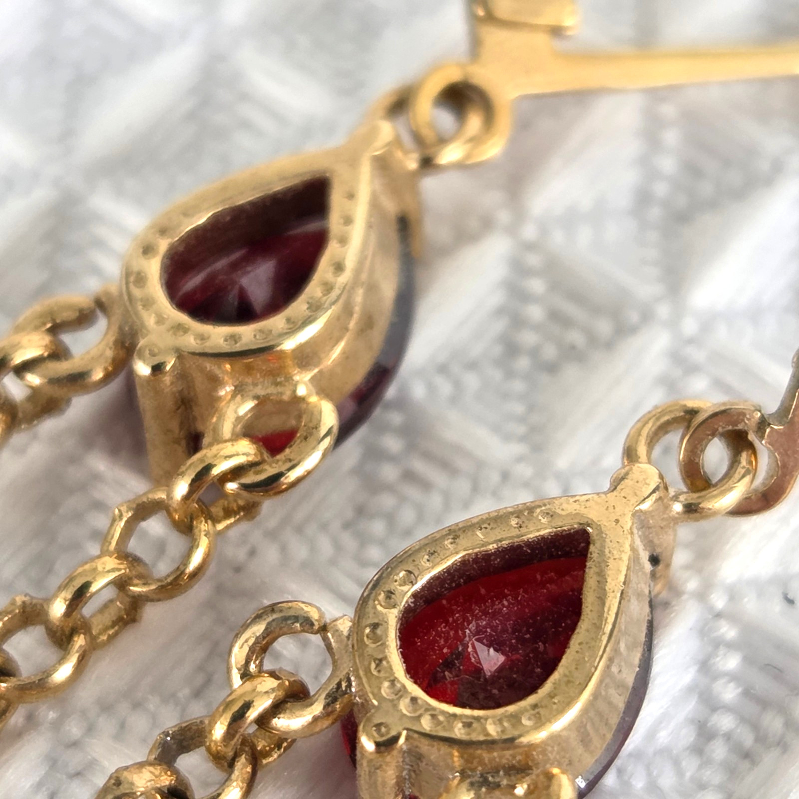 Golden Dangle Earrings Faux Gemstone Chain Green Purple Red Teardrop 2.5″